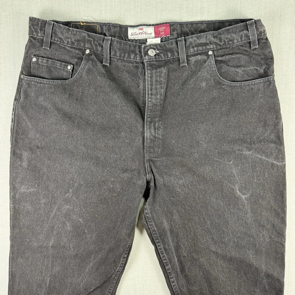 Levis pre owned